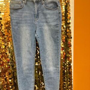 Stylish Light Blue Women's Skinny Jeans